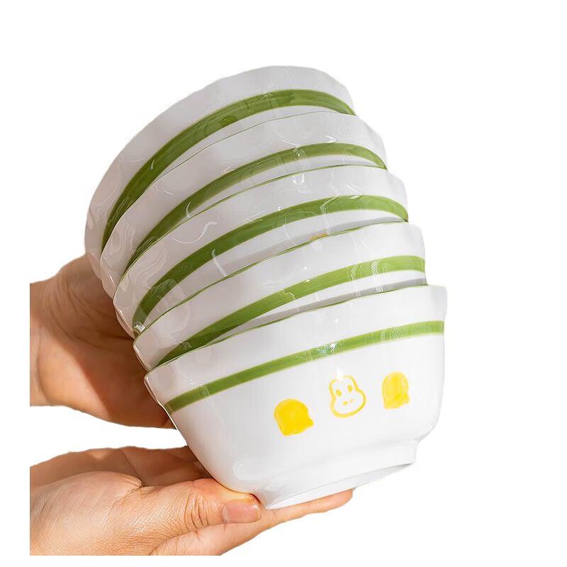 Niedliches Keramik-Geschirrset mit Auflaufform (18-teilig, 4 Personen)