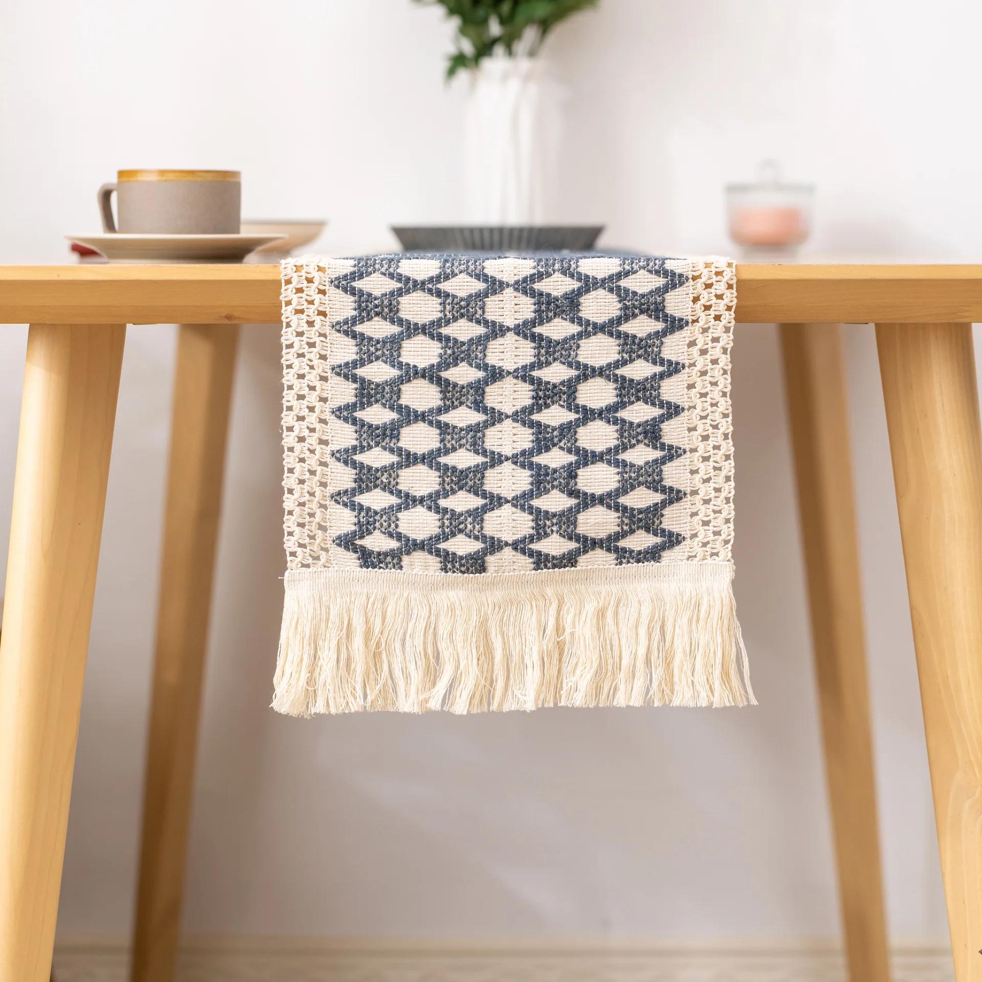 

Hand Woven Jute Natural Linen Table Runner with Tassels Rustic Country Wedding Birthday Christmas Decoration for Home tablecloth 30x50cm