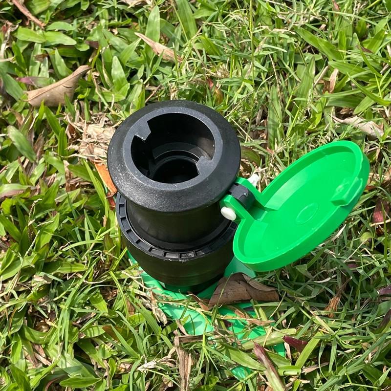 6-Point Lawn Water Valve with 1-Inch Connector for Quick Landscaping