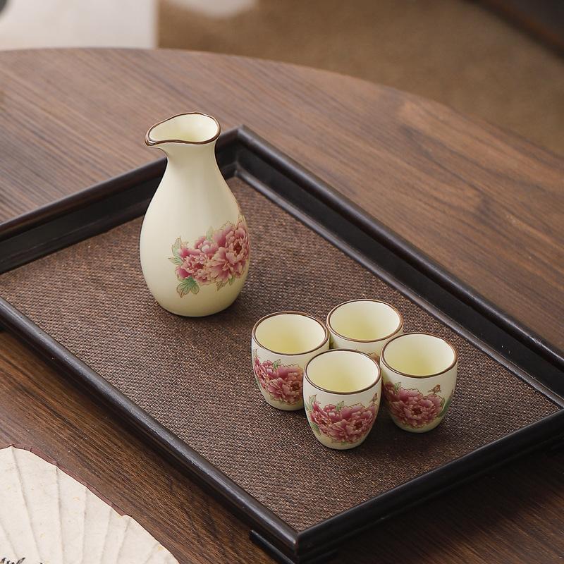 Ceramics Japanese Style Sake Pot Cups Retro One Pot with Four Cups Liquor Cups Set Home Dining Bar Creative Drinkware Gifts New