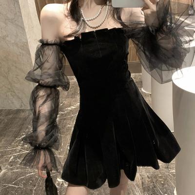 Gothic Sexy Kleid Vintage Off Shoulder Lanter Sleeve Mesh Patchwork Samt Minikleid Dark Street Grunge Hepburn Style Schwarzes Kleid für Damen