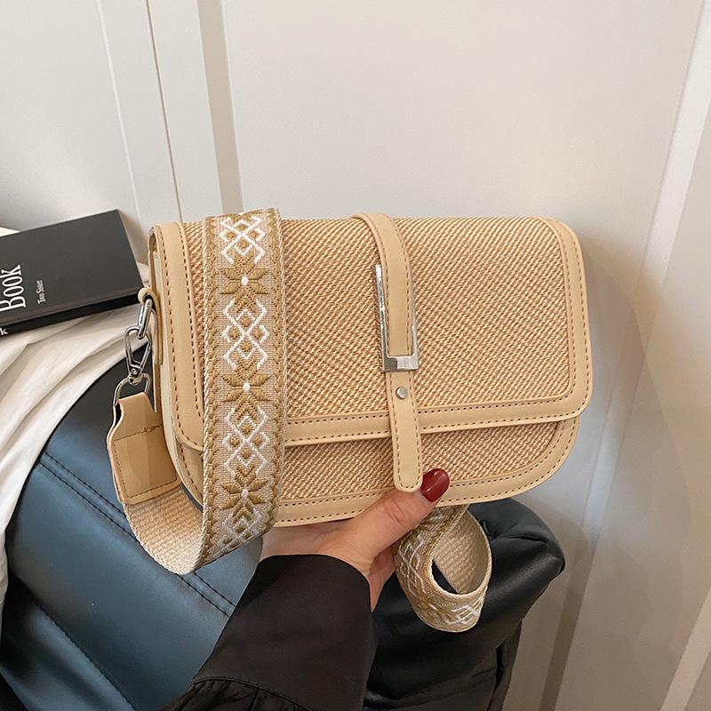 Retro small bag women's bag new trendy fashion versatile spring and summer messenger bag shoulder small square bag