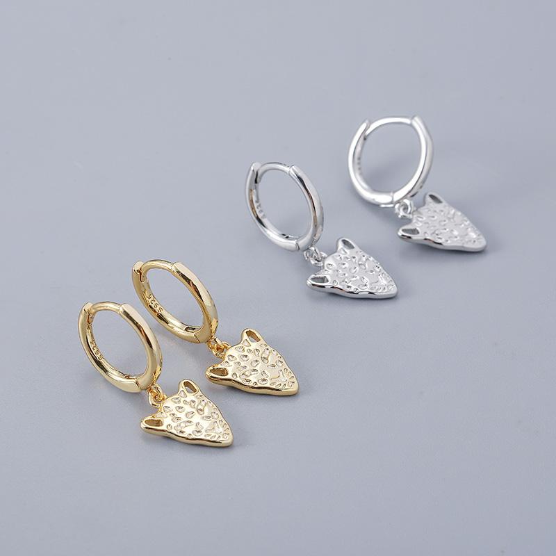 ANENJERY Leopard Animal Hoop Earrings Female Creative Light Luxury French Jewelry