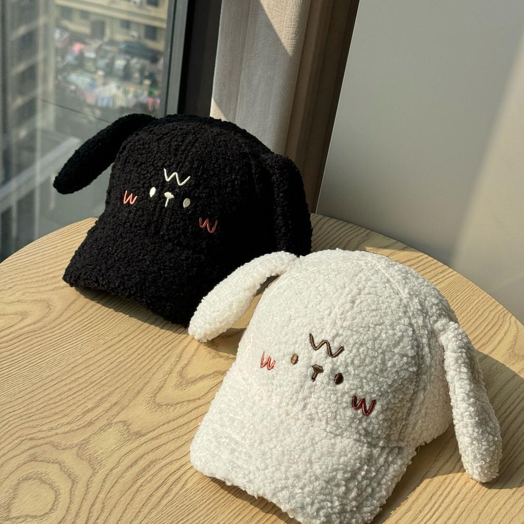Korean-style women's autumn and winter lamb wool baseball cap, makes the face look smaller, with cute long ears, versatile and warm, suitable for