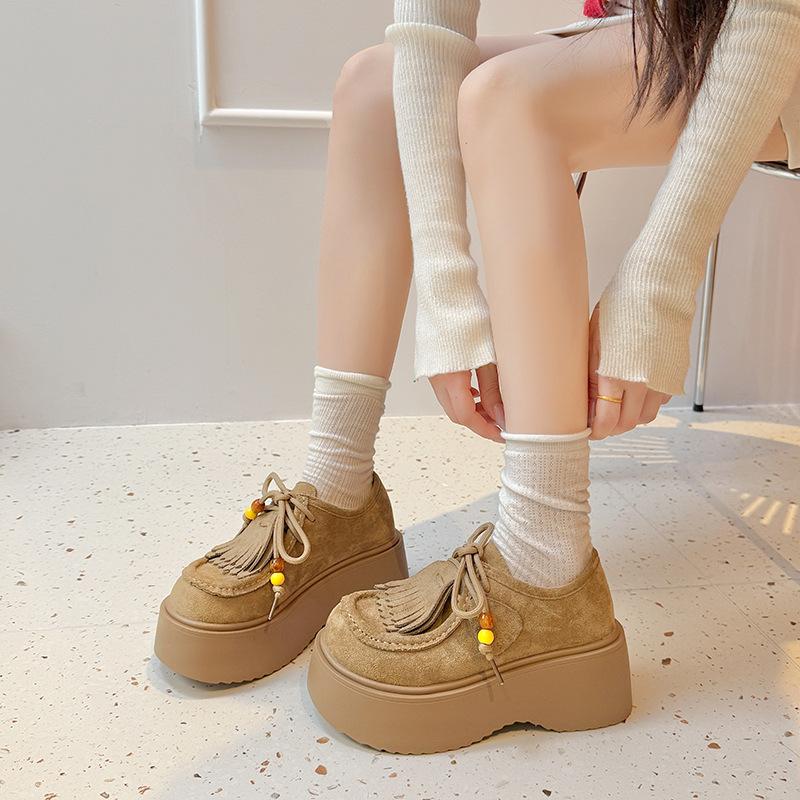 Retro loafers women's 2025 new autumn explosion Internet celebrity versatile platform muffin single shoes British style small leather shoes