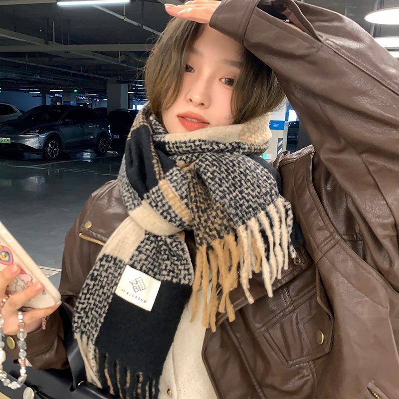 Scarf white pink and green plaid shawl warm scarf scarf women's dual-purpose thickened versatile color matching plaid