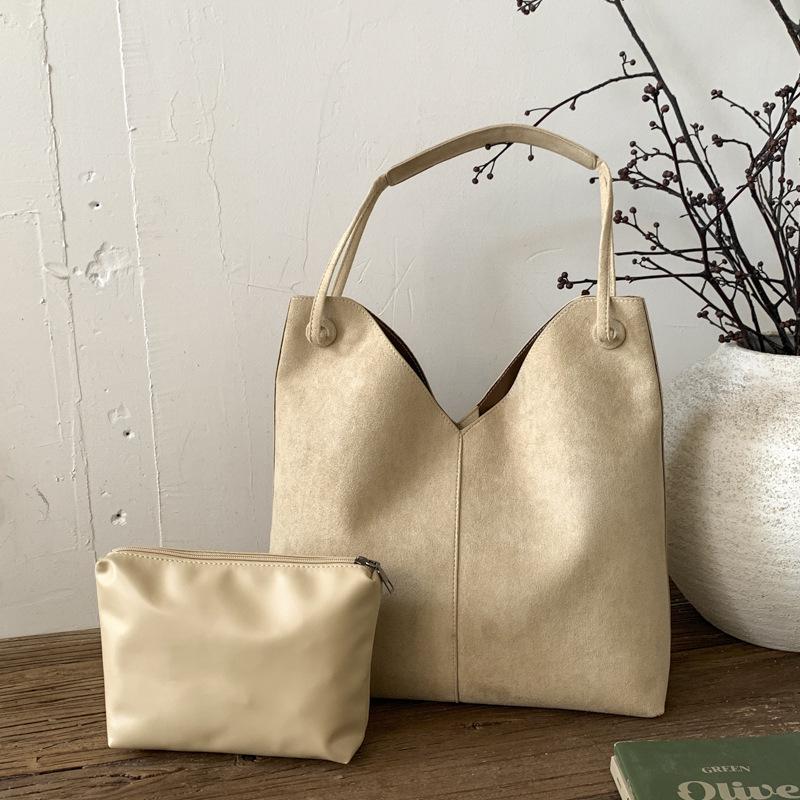 Retro Suede Women's Shoulder Bag 2025 - Large Capacity Tote for Casual and Mother-Child Use