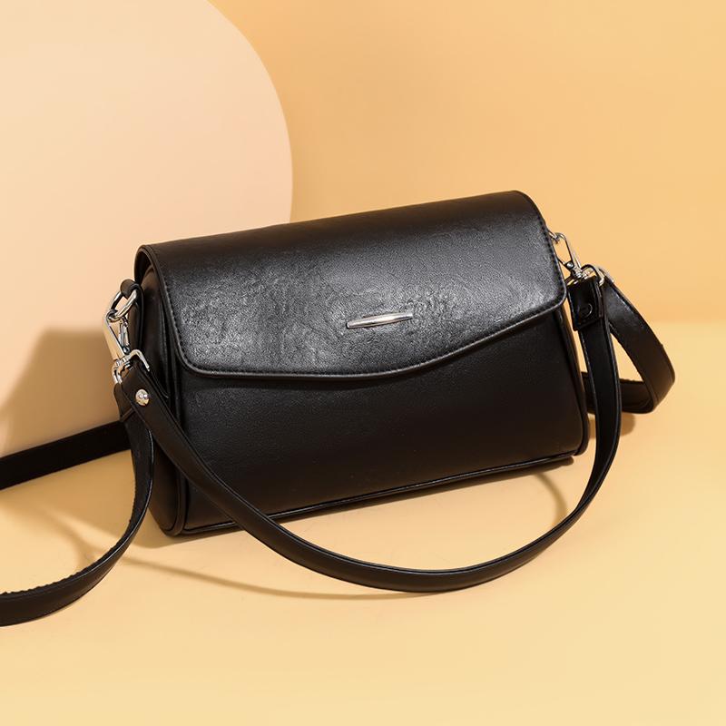 Women's Large Capacity Shoulder Bag Underarm Bag