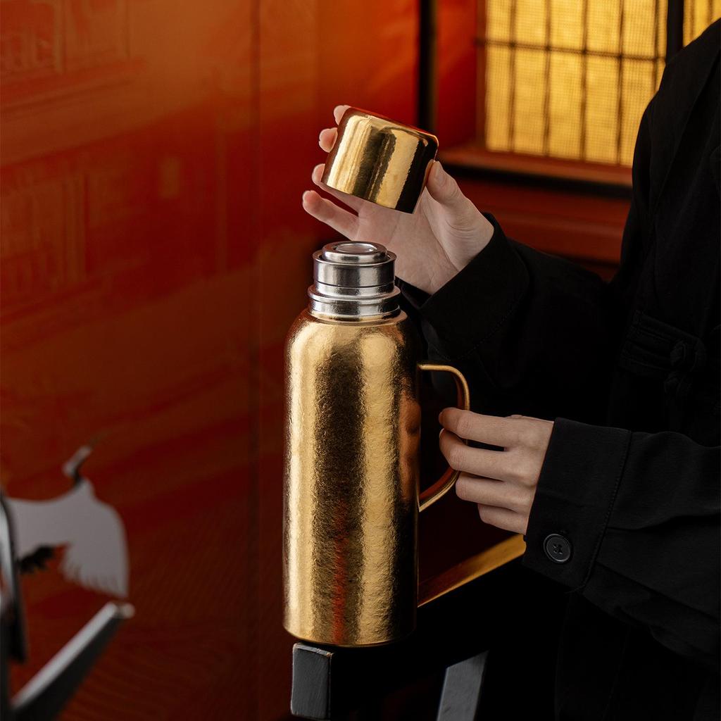 Mo Ji Luxury Titanium Teapot Watch Display Thermos - Portable & High-Grade.