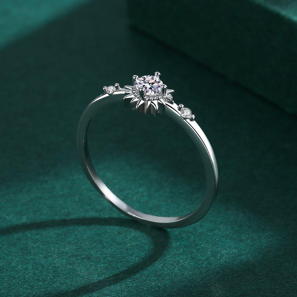 925 Sterling Silver Sunflower Ring - Women's Fashion, Light Luxury, Japanese Design