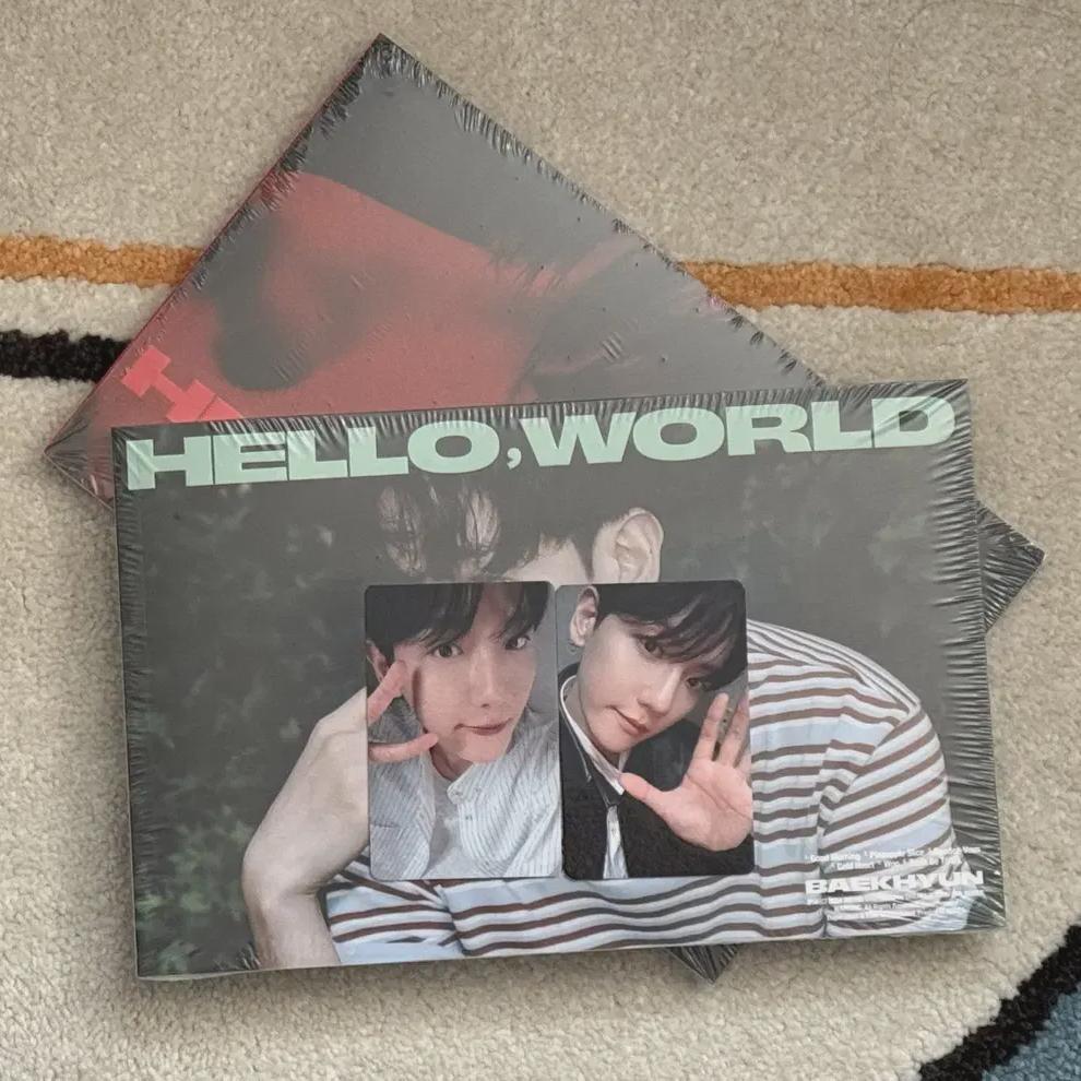 

Baekhyun Hello And World Продать Запечатано
