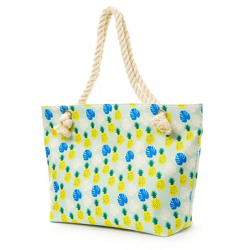 Bohemian Geometric Large Capacity Travel Tote With Zipper Closure For Beach And Casual Use