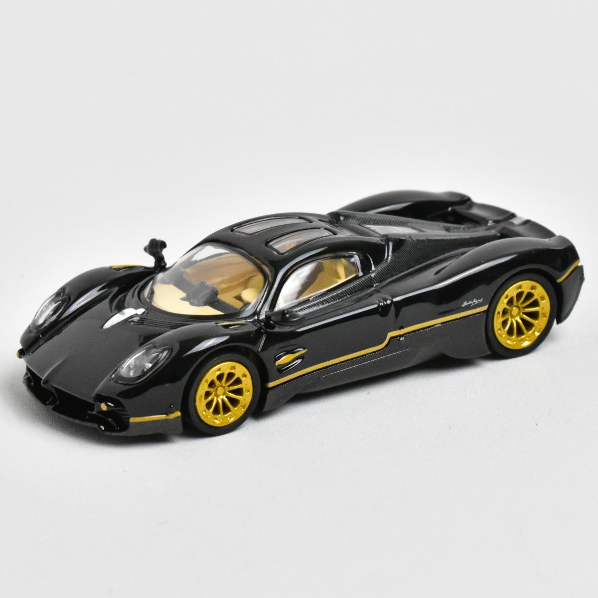 

ModernDream+CCA 1:64 Utopia Diecast Model Car