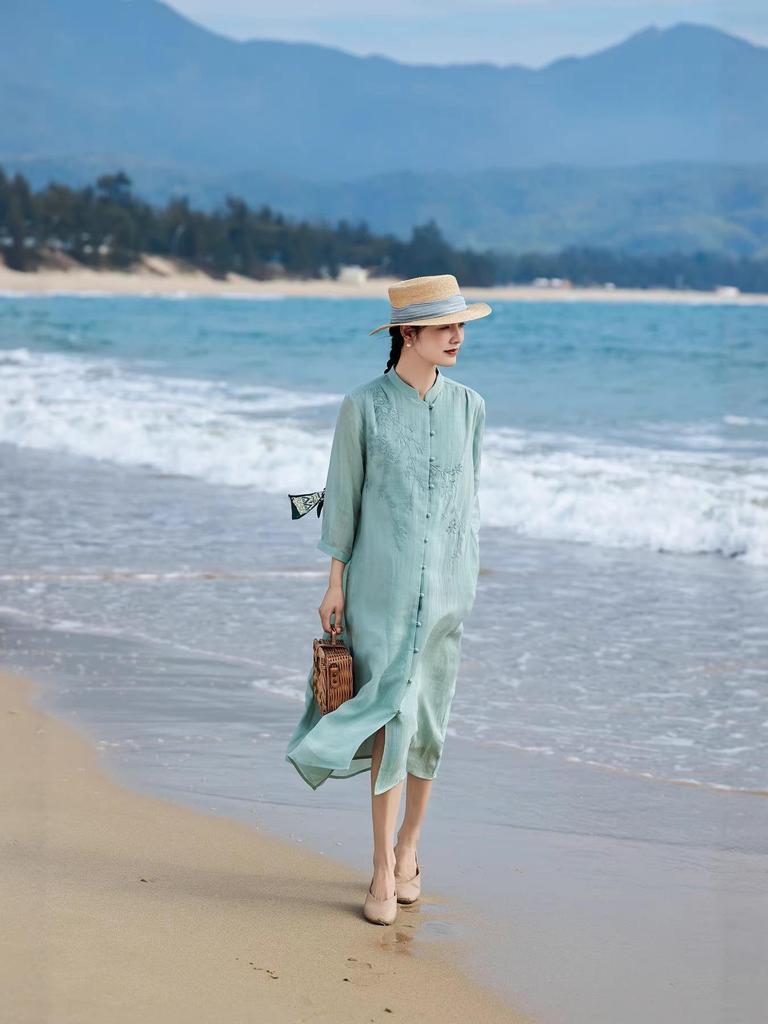 2026 Artistic Women's Textured Linen Embroidered Dress with Three-Quarter Sleeves and Flowing Mid-Length Skirt