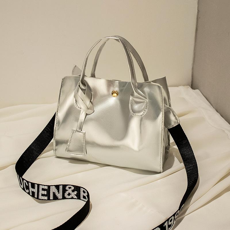 Women's shoulder printing bucket bag summer and autumn new product personalized oblique span mobile phone change bag