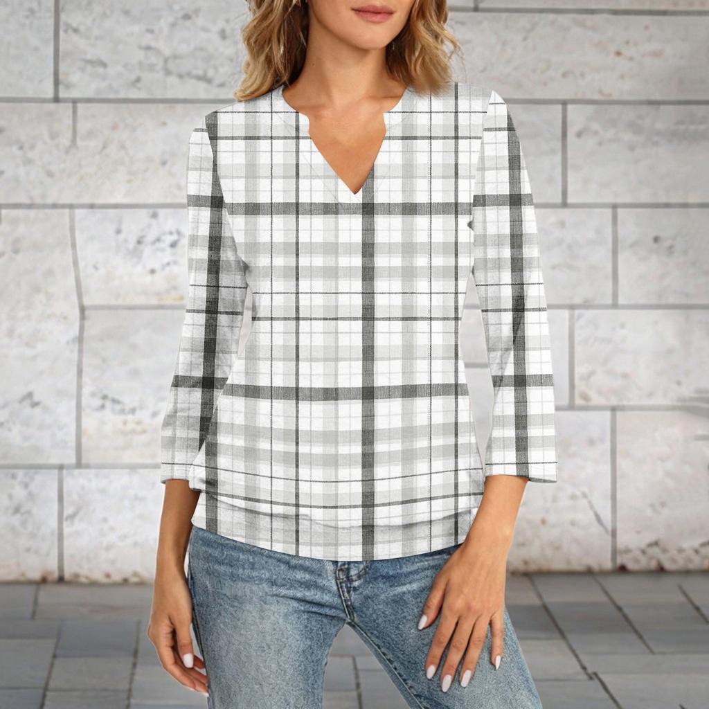 Dámsky top s 3/4 rukávom, výstrih do V, lem, letný ležérny, kockovaný potlačený top