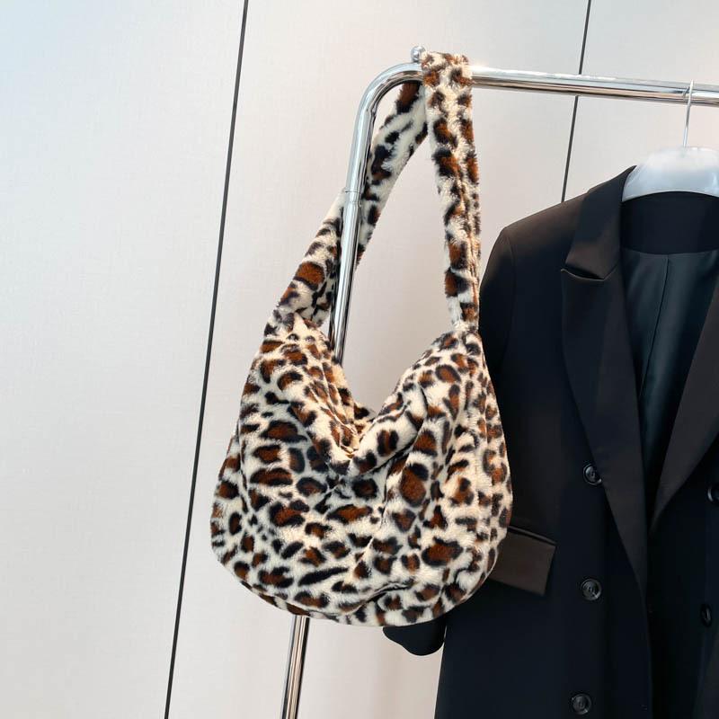 Large Capacity Leopard Women Shoulder Bags Faux Fur Messenger Bag Ladies Plush Hobos Crossbody Vintage Fashi Female Handbags