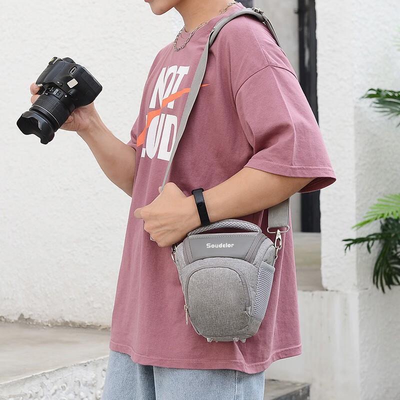 Ayub DSLR Triangle Camera Bag