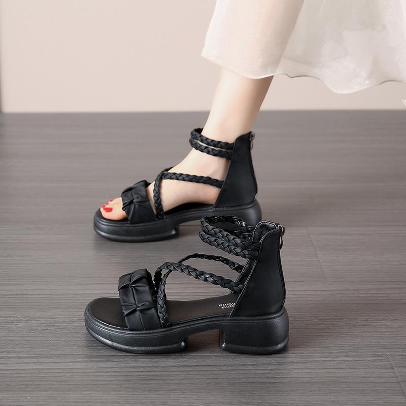 Fairy wind platform sandals female outer wear summer new 2025 Internet celebrity soft sole word with beach non-slip sandals