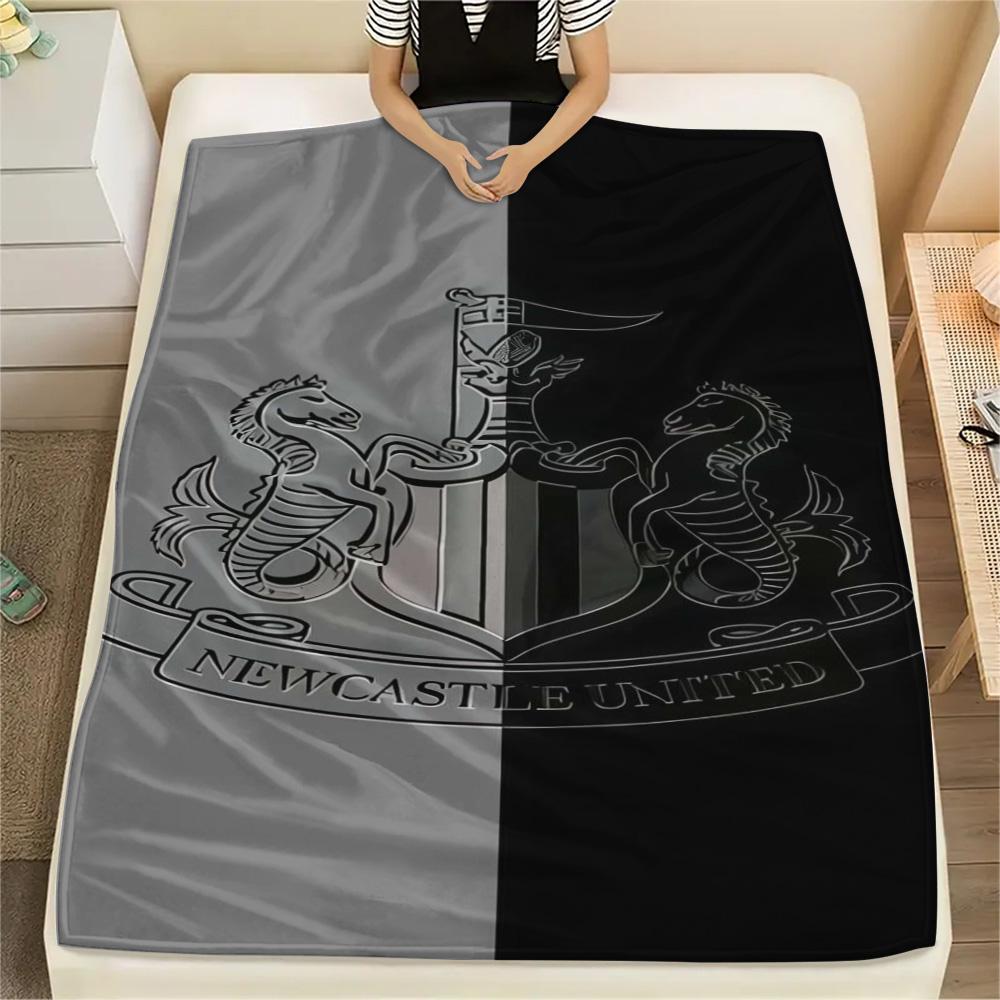 NUFC proter logo Print FlAannel Blanket, High quality Comfortable for All Seasons, Home Decor, Warmth and Comfort