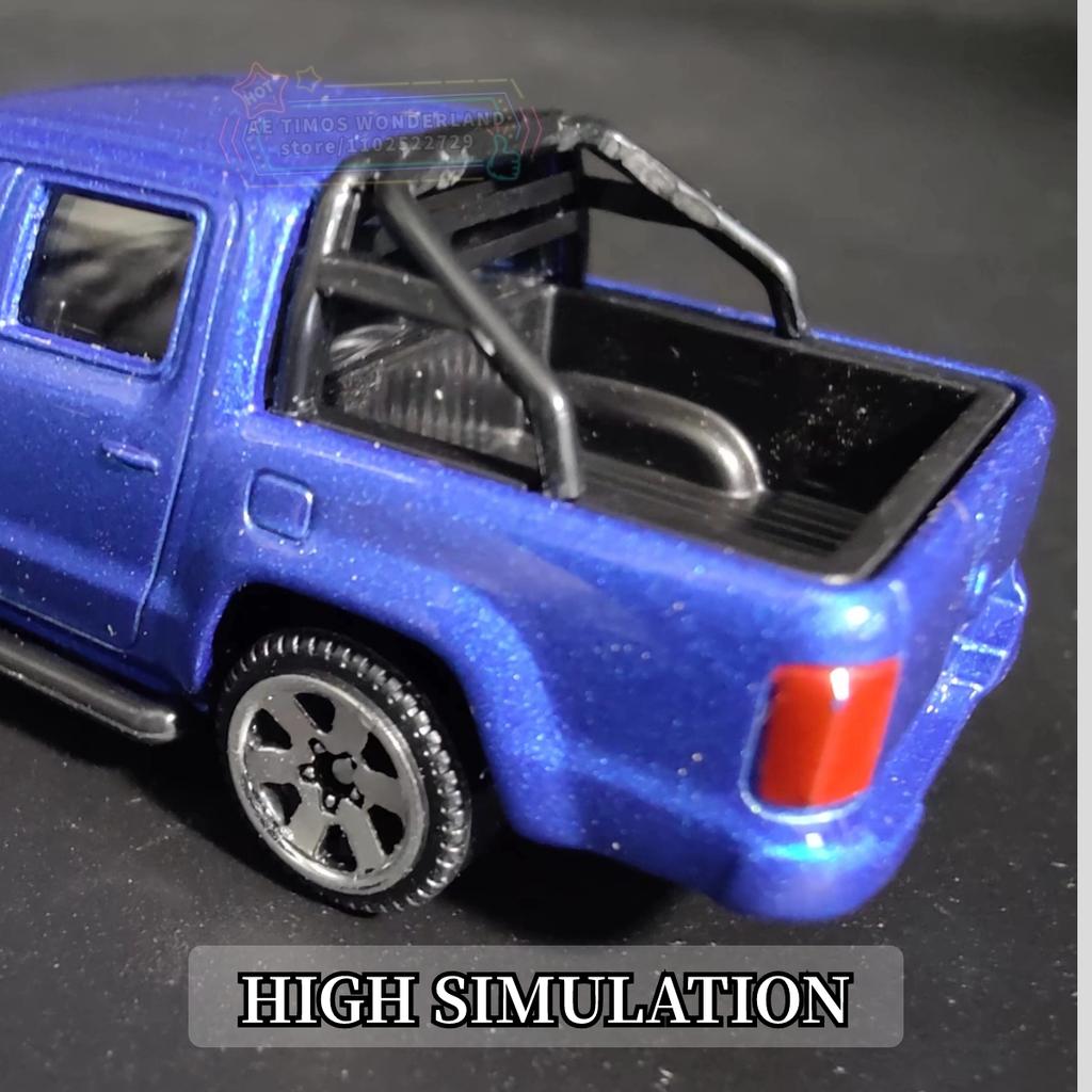 1/64 Scale Amarok Pickup Replica Mini Truck Car Model Metal Miniature Art Figure Vehicle Diecast Kid Boy Xmas Gift Toy
