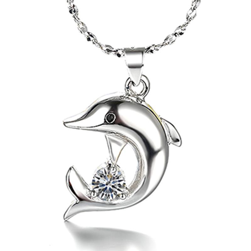 Collier avec pendentif dauphin plaqué argent pour femmes
