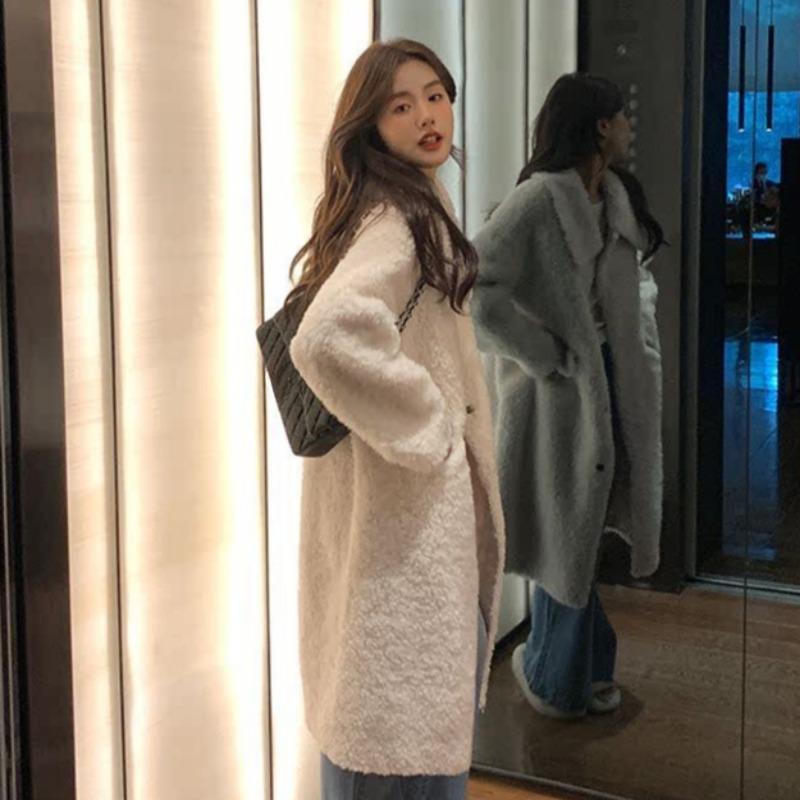 Autumn and Winter New Women's Long Large Lapel Wool Coat