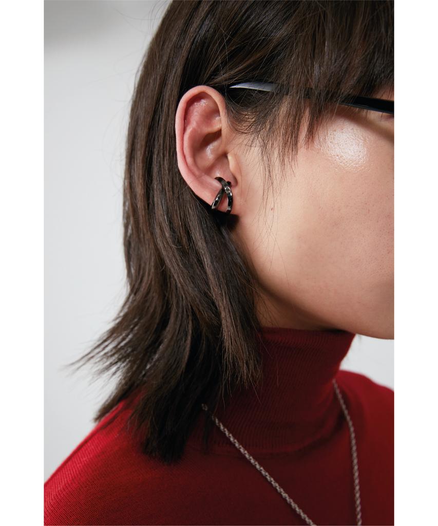 Keep'Em Eternal Ear Cuff (Black) -Single Piece-