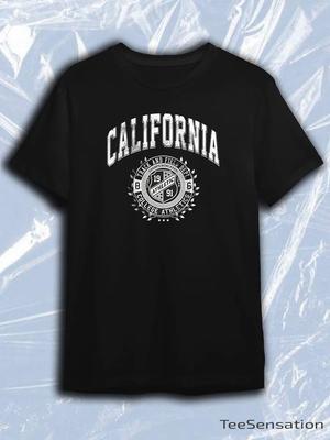 Oberteile – T-Shirts