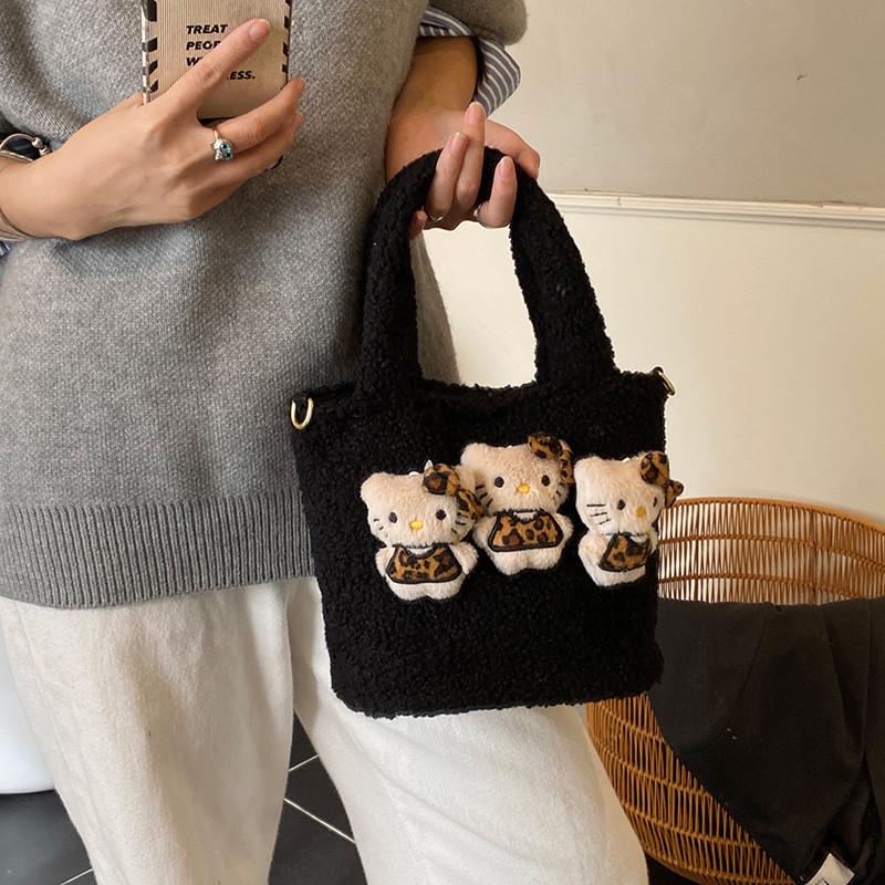 Small Hello Kitty Cartoon Shoulder Bag For Women With Nylon Construction And Casual Style