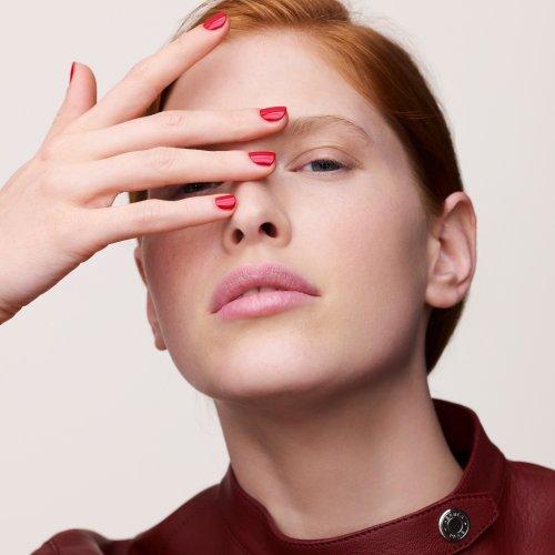 Le Main Hermes Nail Enamel 64 Rouge Kazak