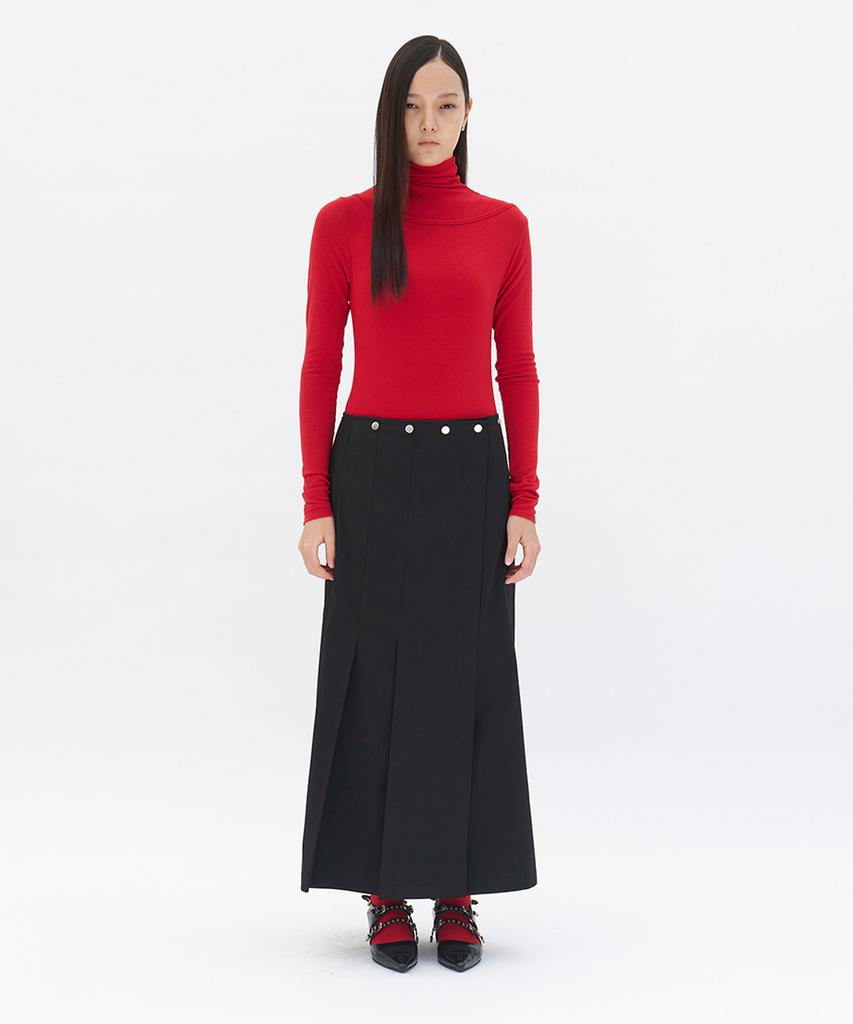 Yunse Layered Turtleneck Top (Red)