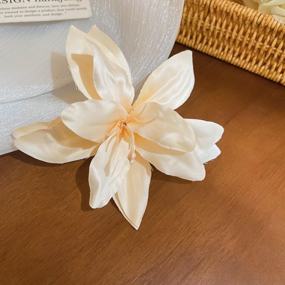 Elegant Sweet Petal Hair Clips Vintage Flower Duckbill Clip Red Fabric Hair Barrettes  Women Use