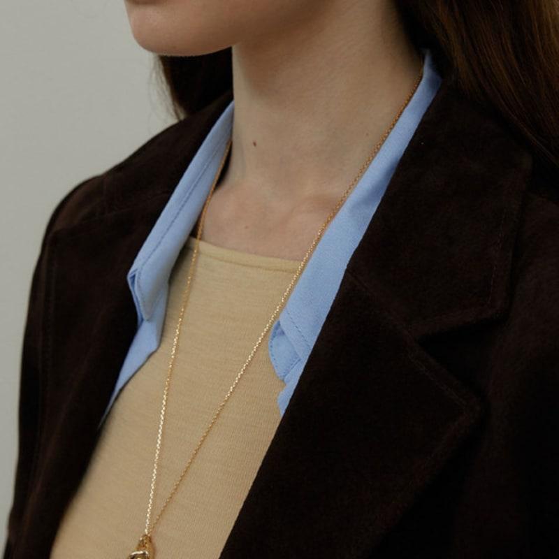 LOVE ME MONSTER Oyster Long Chain Necklace (L243MNK060)