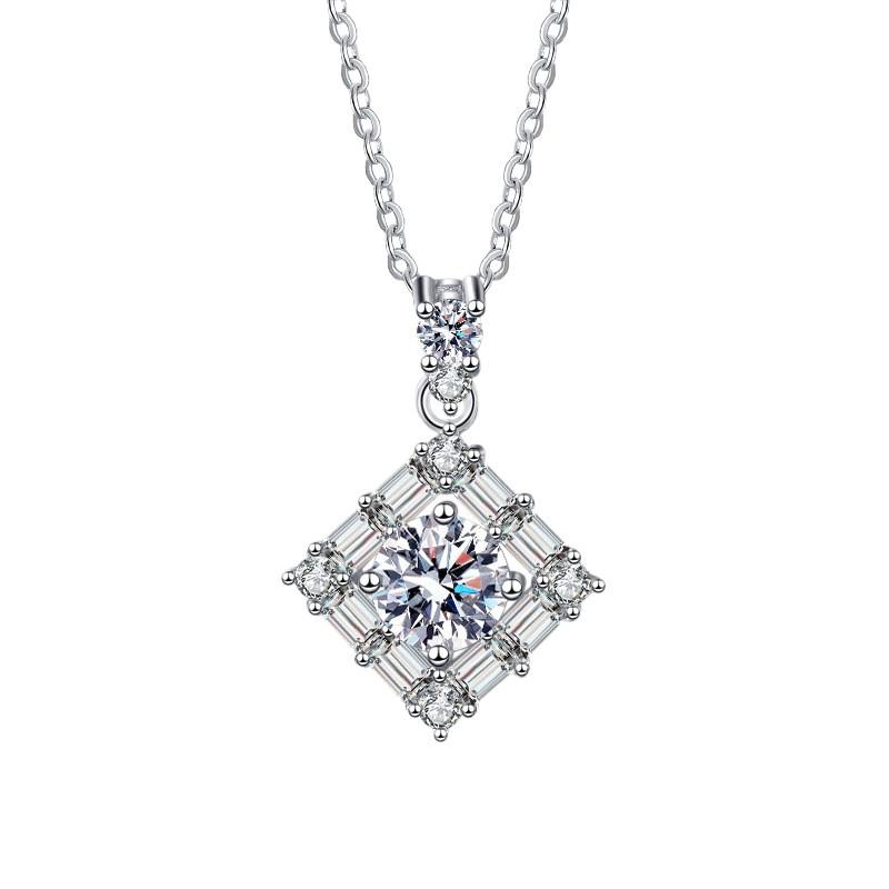 

6.5mm Square Baguette Accent Halo Round Cut Moissanite Pendant Necklace S925 Sterling Silver For Women 6.5mm белый