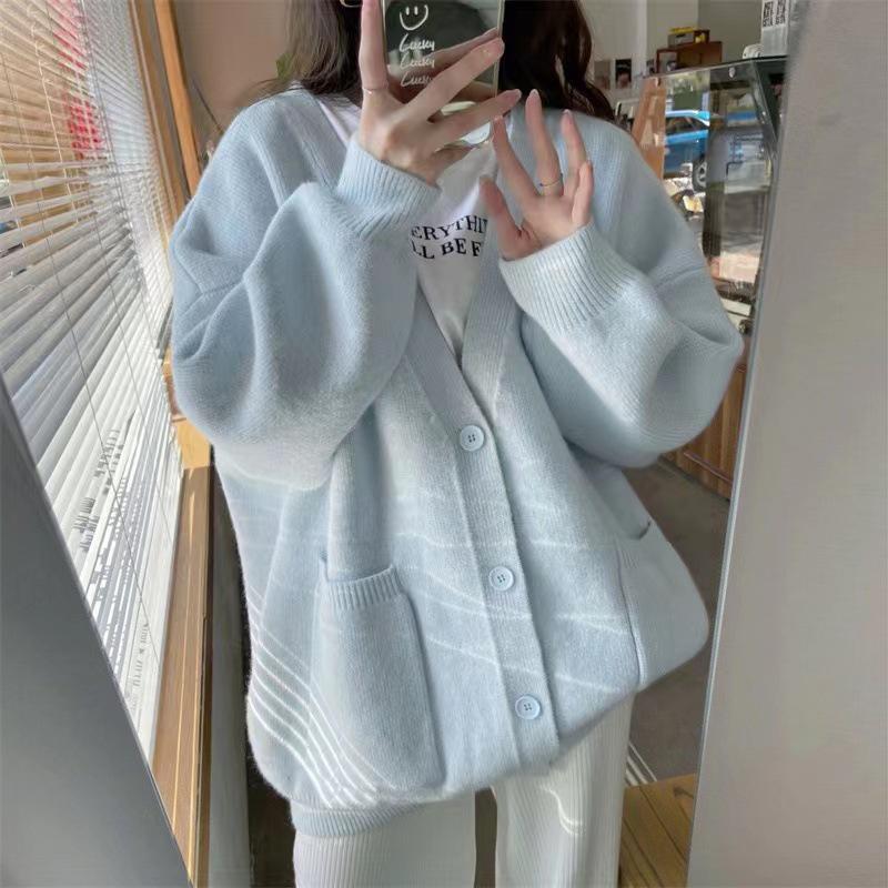 

New Korean-Style Candy Color Knitwear: Soft, Solid, Age-Defying Women s Fashion Cardigan One Size рожевий