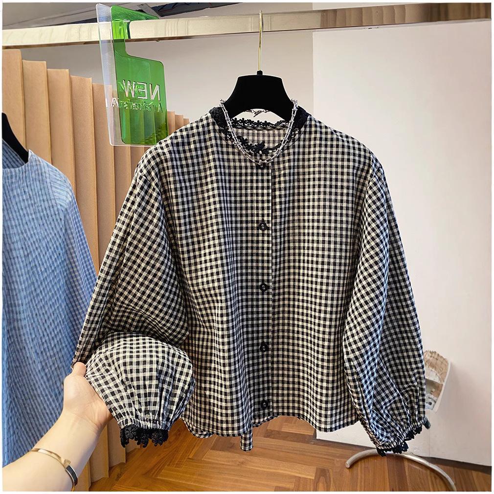 Korean Black and White Plaid Shirt Women's Long-sleeved Spring 1116 New Lace Loose Lace Splicing Short Inner Top