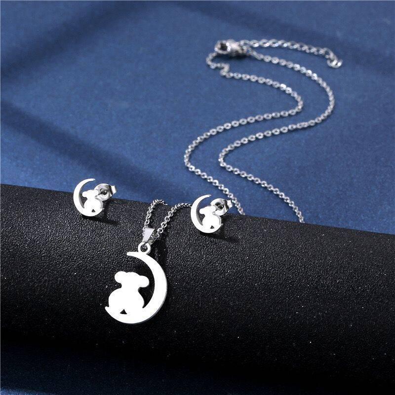 Stainless Steel Necklace and Earring Set - European and American Style, Smooth Clavicle Design, South American Studs.