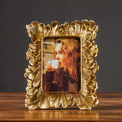 Retro Gold Resin Photo Frame – Home Decor for Photography Props, Wedding Pictures & Desk Ornament Gifts