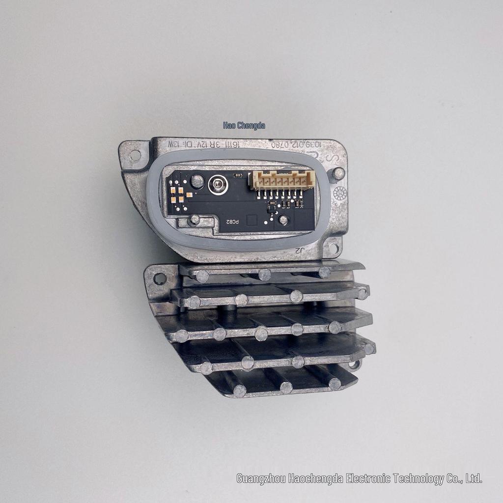 BMW G30 F90 Headlight LED Turn Signal Module 63117214941/42