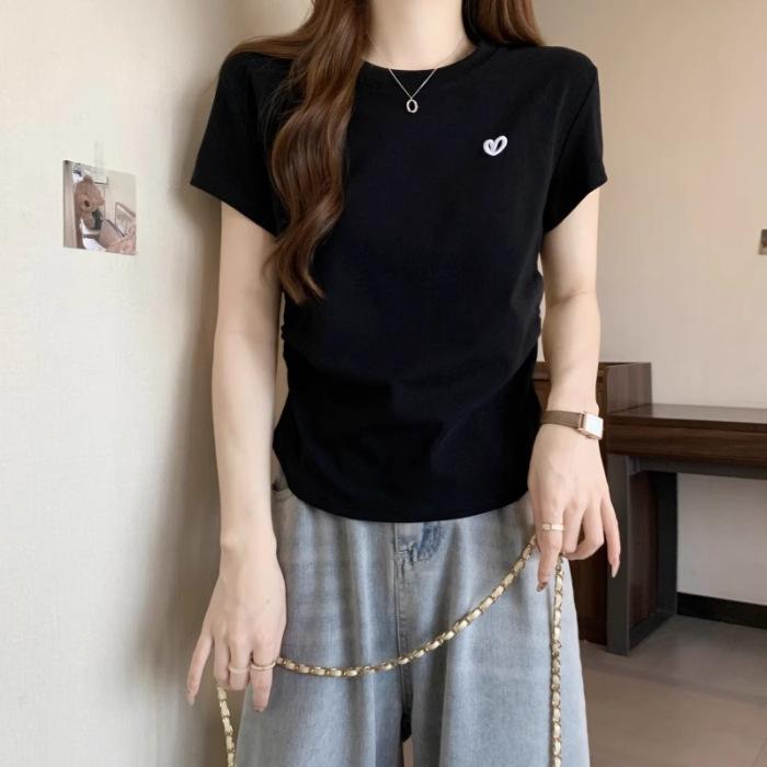 

White round neck front shoulder short-sleeved t-shirt women s 2025 new summer slim-fit and thin three-dimensional embroidered top 2XL чорний