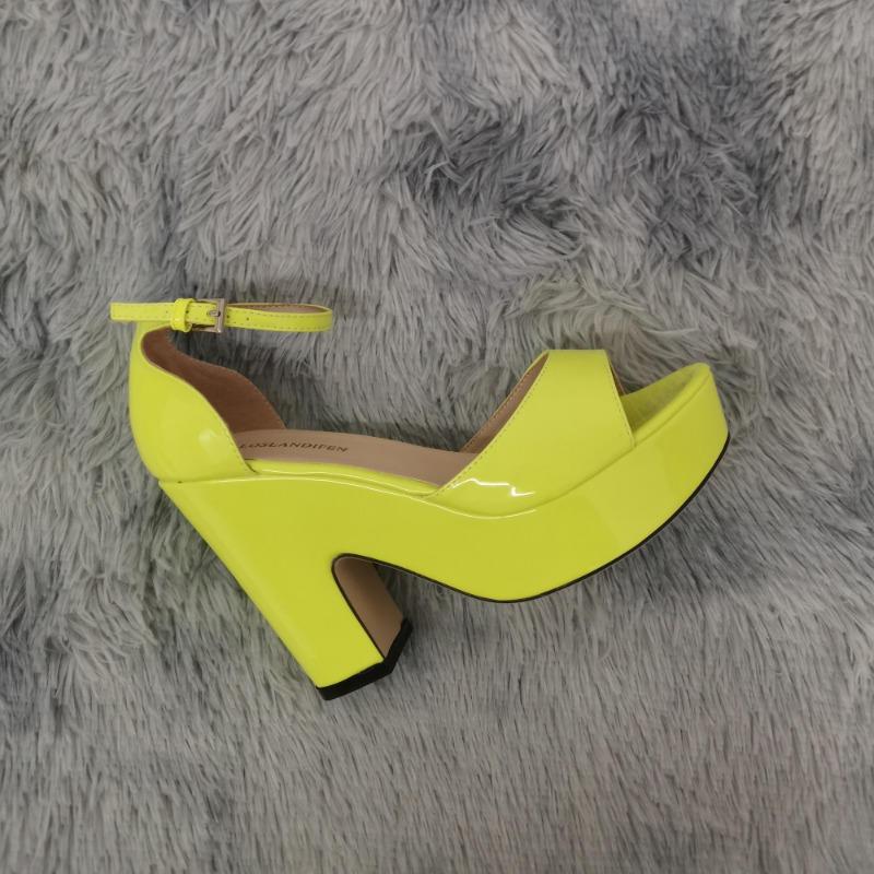 Ženy Sandály Léto Sexy Peep Přezka Pásek Sandál Čtvercový Tlusté Vysoké podpatky Flock Platforma Černá Party Červená Svatební boty