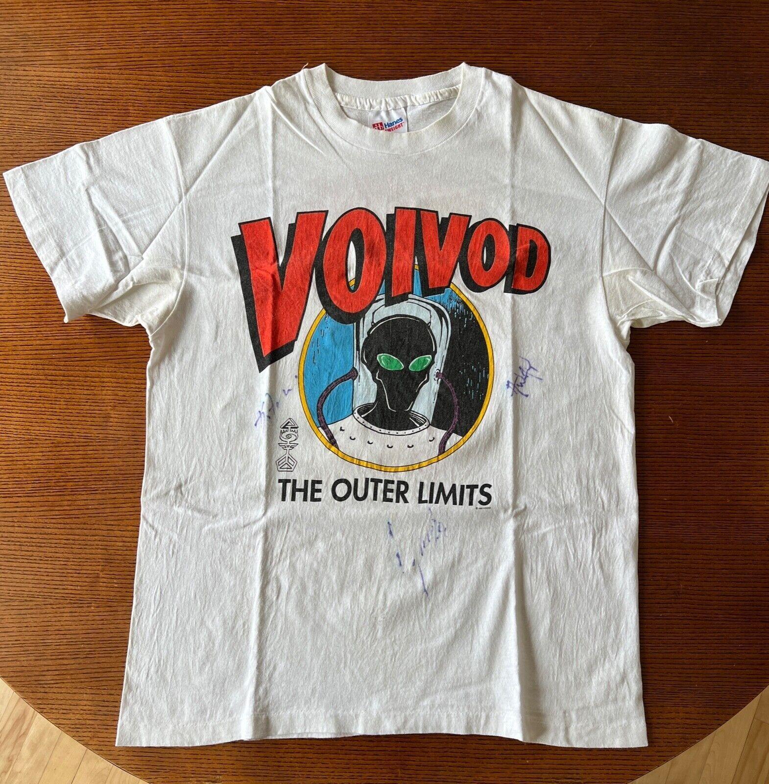 Voivod autographed The Outer Limits 1993 tour Vintage L