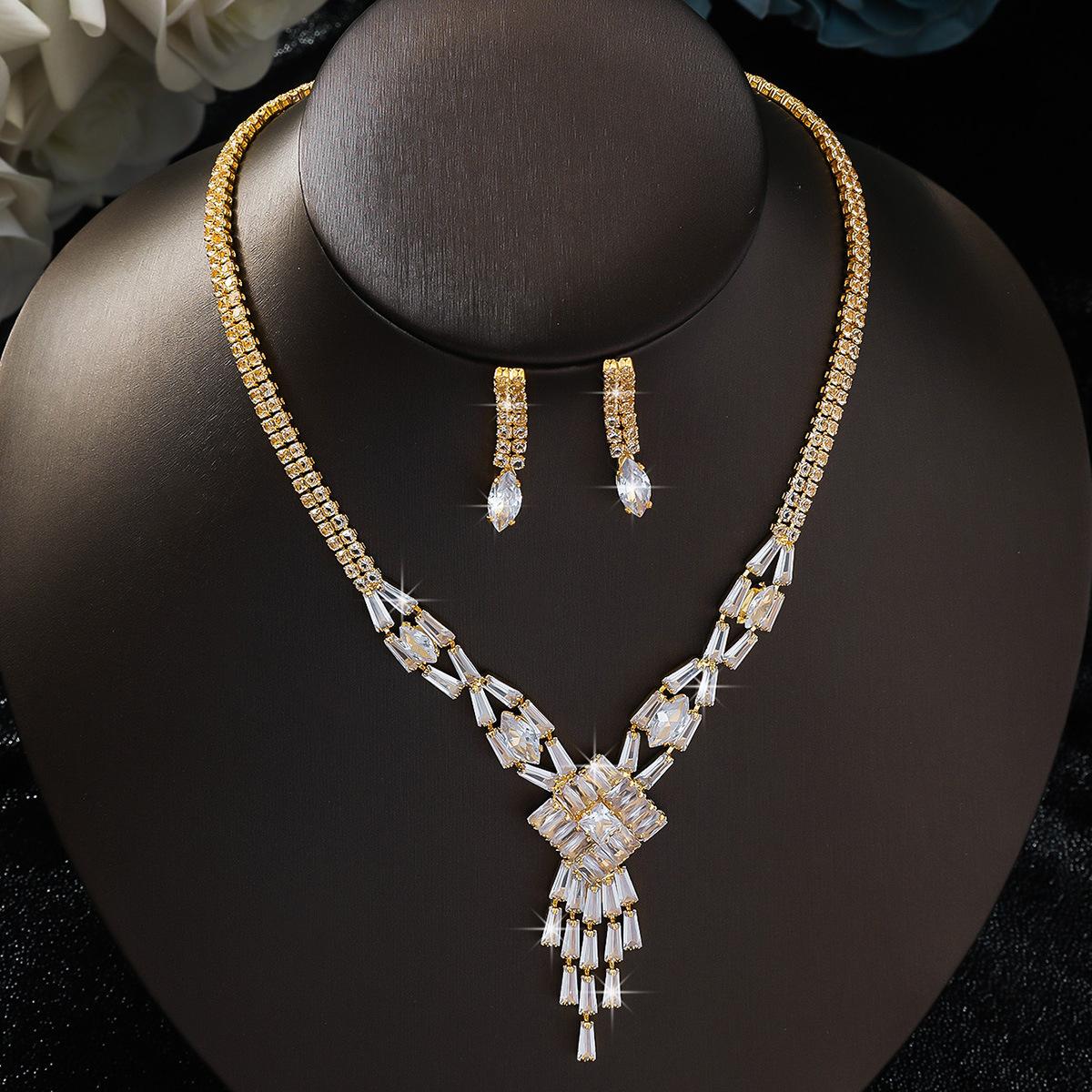

Necklace Set Earrings Jewelry Set Banquet Dress Set Chain Fashion Bridal Jewelry