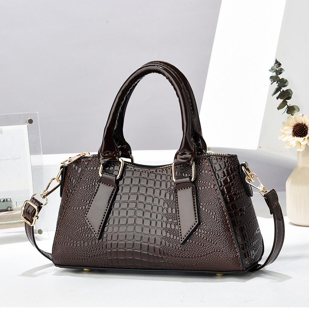 

Textured Fashionable Crocodile Pillow Bag Chic Simple Handheld Tote Shoulder кофейный