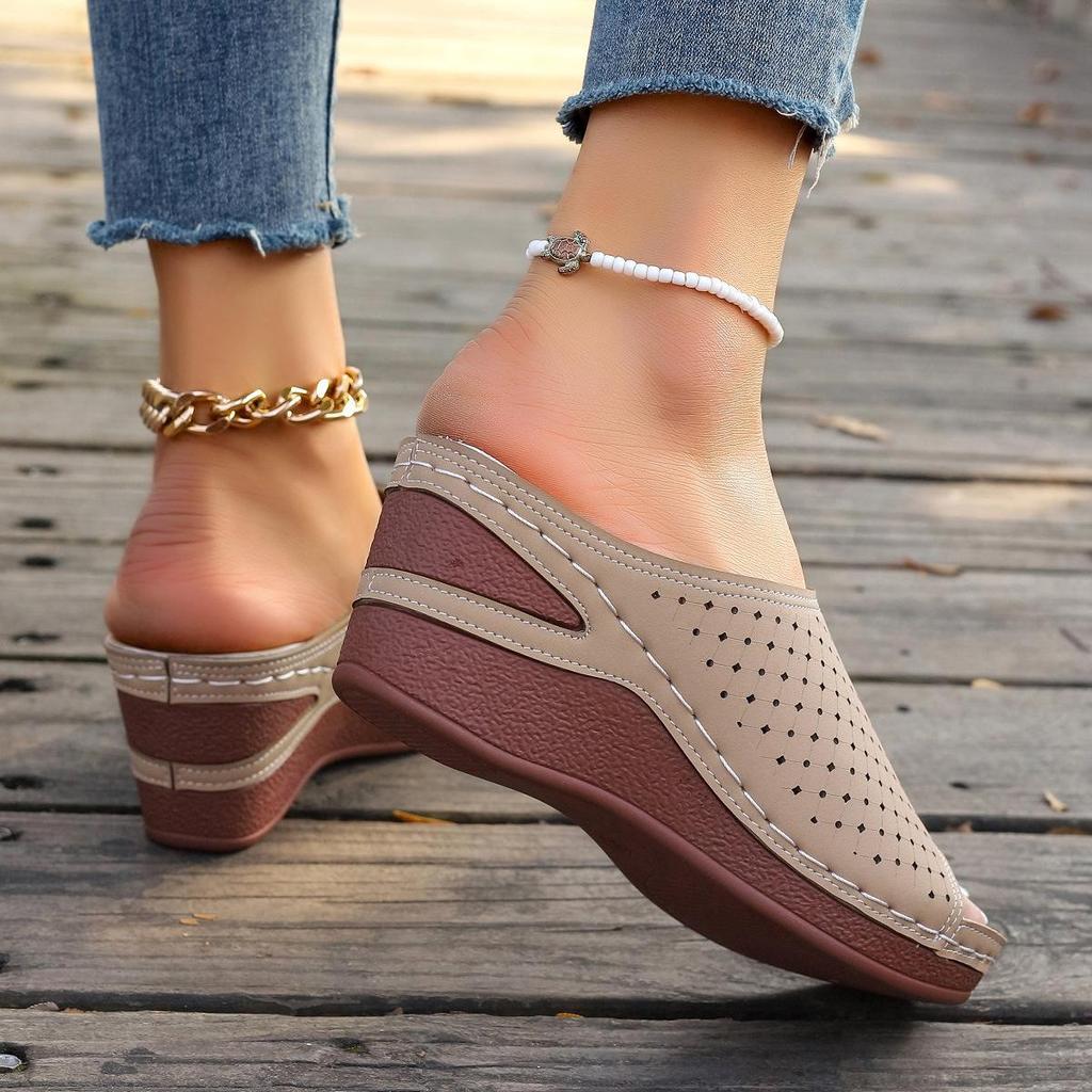 2024 New Women's Wedge Heel Thick Bottom Slippers Large Solid Fish Mouth Wedge Heel Elevated Casual Slippers