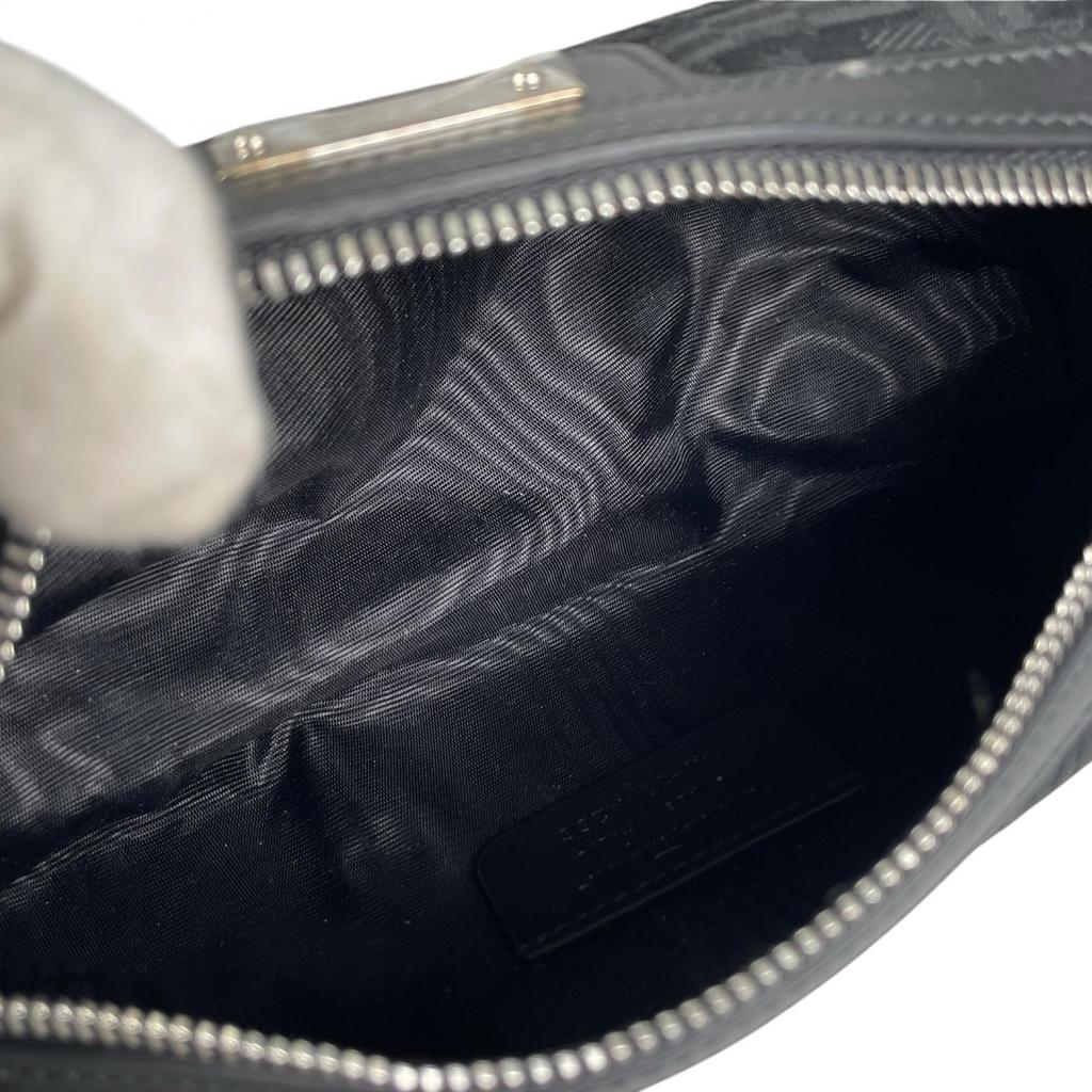 Salvatore Ferragamo AU-22 A266 Pouch black Women used