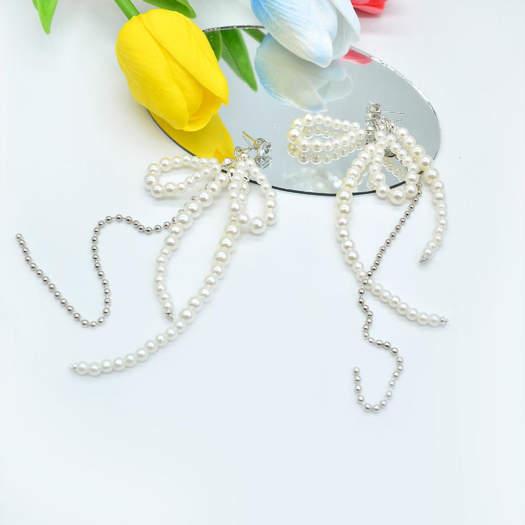 Sweet Dangle Earrings Elegant Pearl Bowknot Tassels Pendant Earrings Statement Jewelry Fashion Long Drop Earrings