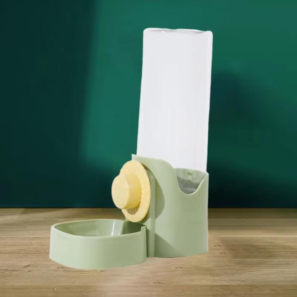 Pet Hanging Water Dispenser Design Cage Water Bottle for Dogs Cats