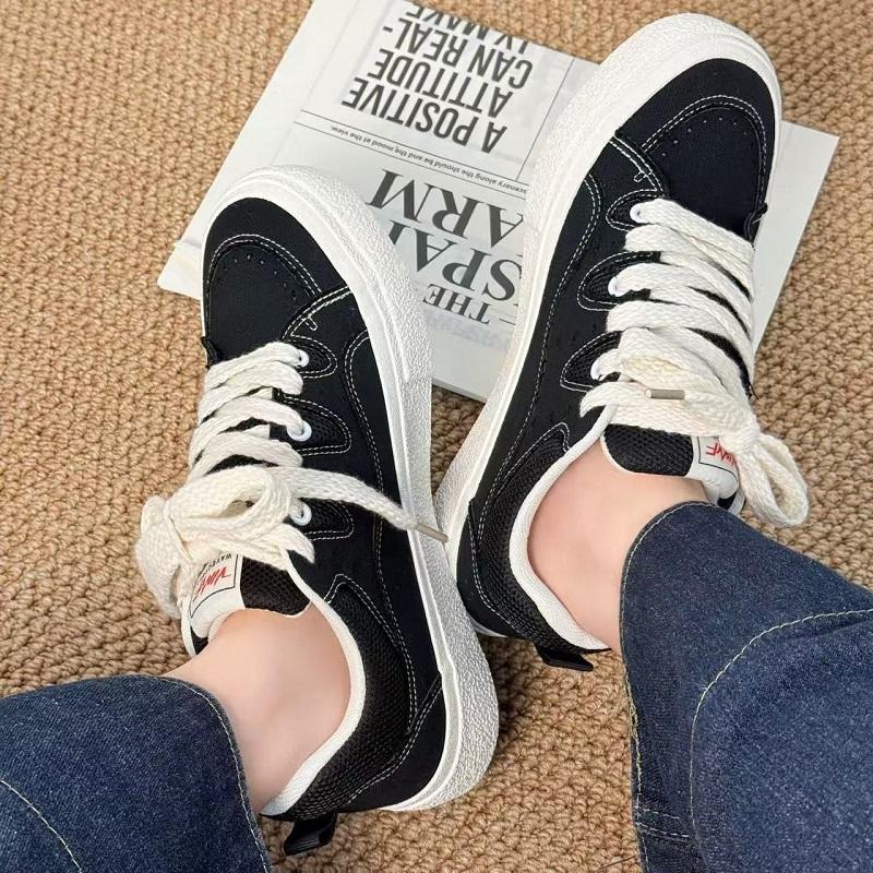 Fashion 2025 New Red men Vulcanize Shoes Casual Platform Sneakers Vintage Sports Female Korean Designer Flats Harajuku School Tennis